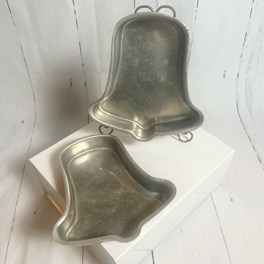 Vintage Aluminum Bell Cake Pans Set of 2 - Wedding, Christmas & Bridal Shower